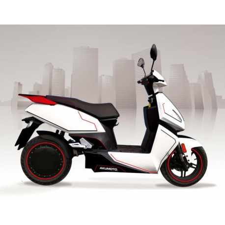 Elektrický skútr AKUMOTO 800 8 kw dojezd 65 km